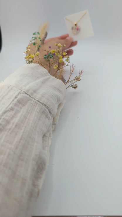 Gypsophila Blossom Necklace